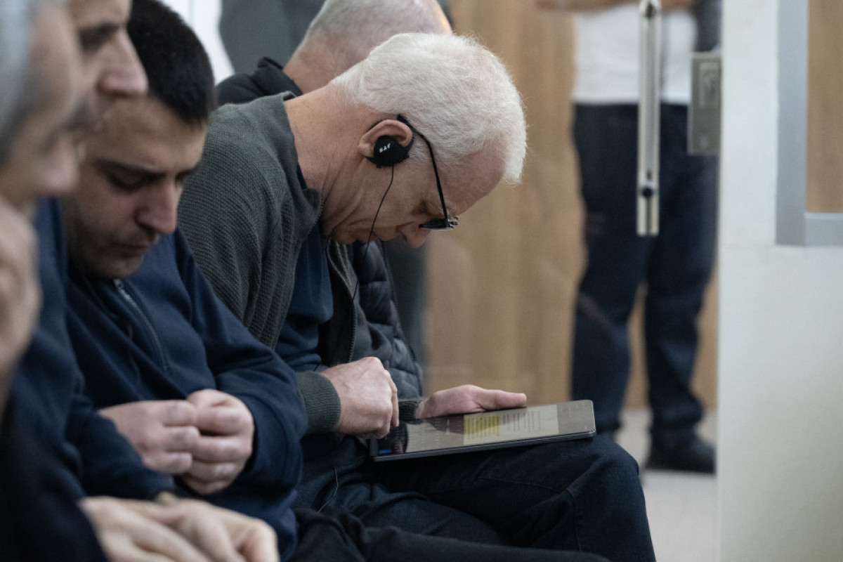 Des preuves concernant les tortures infligées par l’armée arménienne à des prisonniers de guerre azerbaïdjanais sont présentées et exposées devant le tribunal