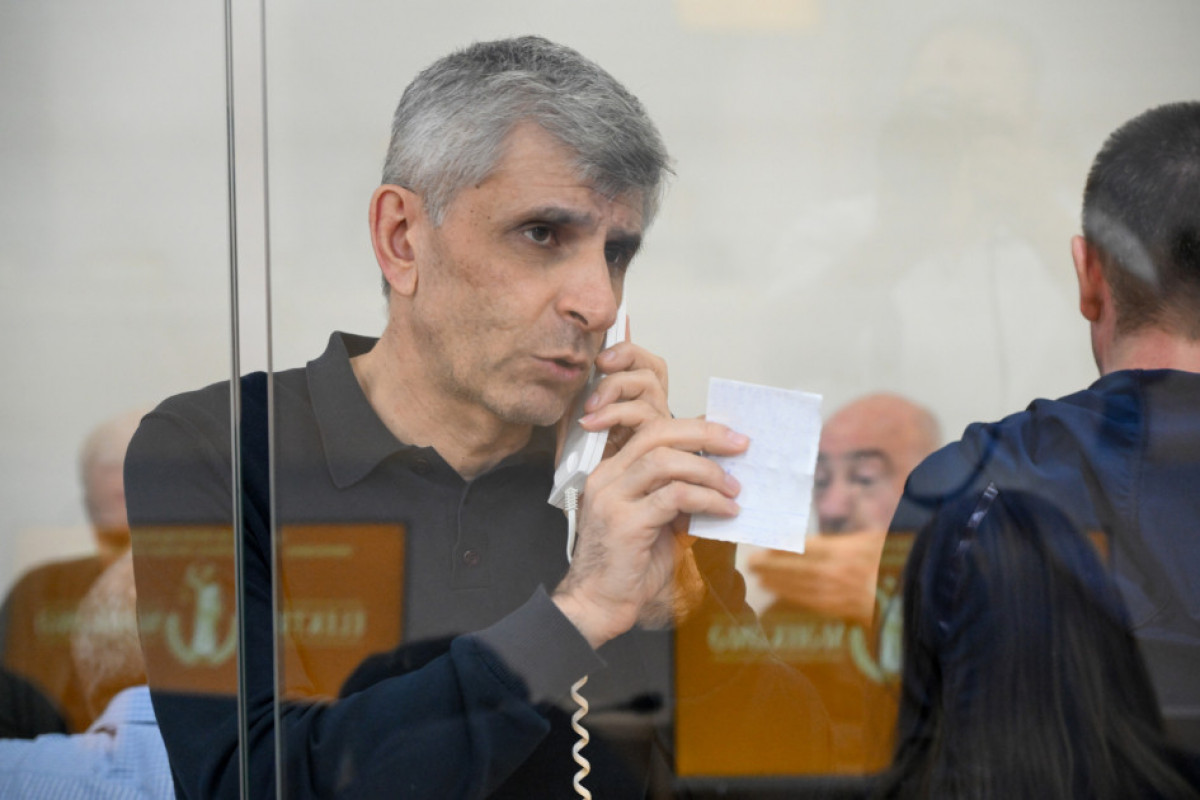 Des preuves concernant les tortures infligées par l’armée arménienne à des prisonniers de guerre azerbaïdjanais sont présentées et exposées devant le tribunal
