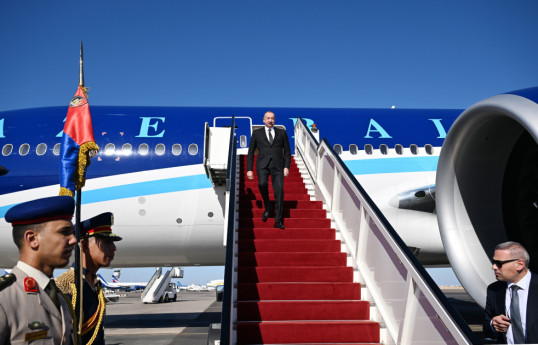 Le président azerbaïdjanais entame une visite de travail en Egypte
