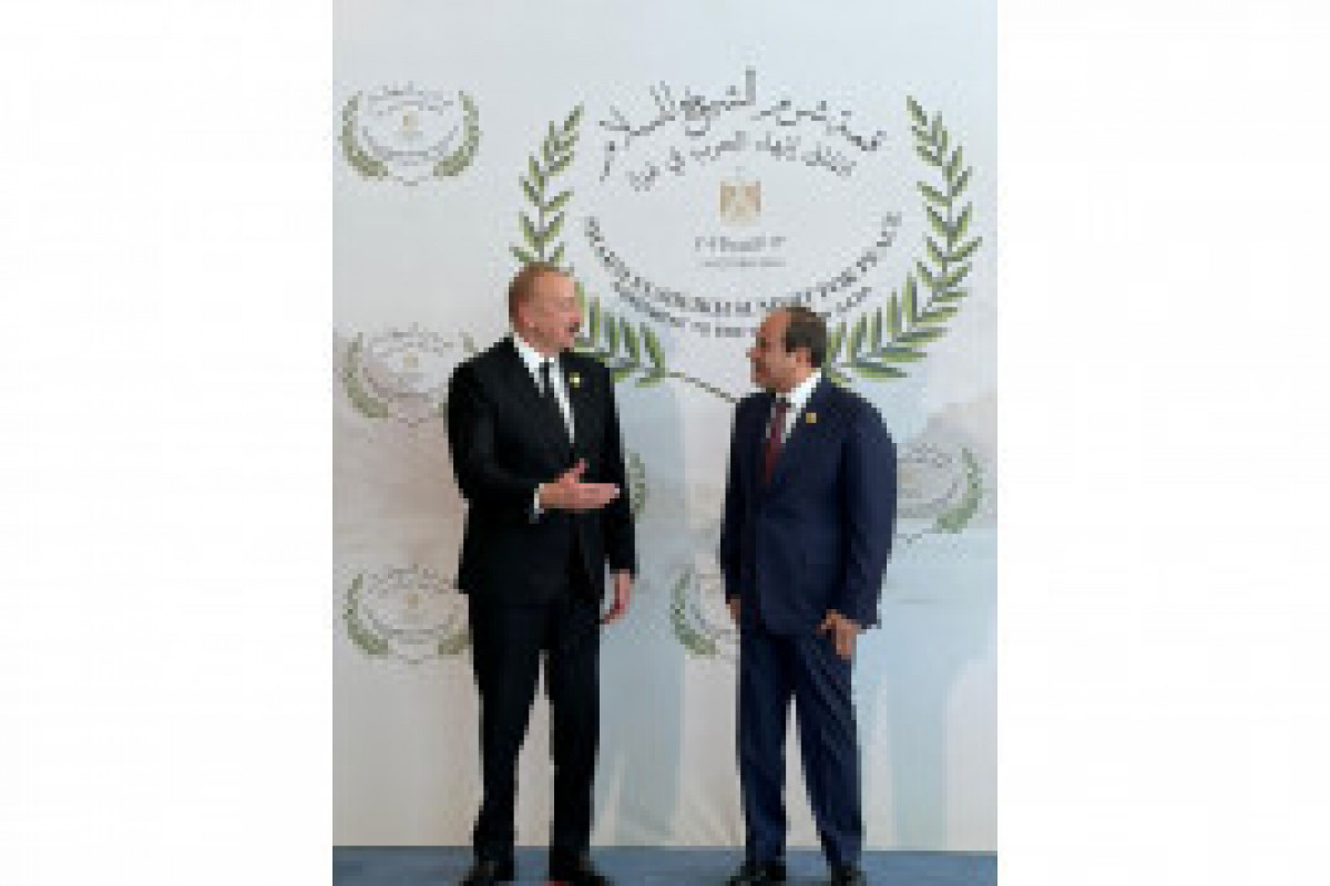 Le président azerbaïdjanais prend part au sommet pour la paix au Moyen-Orient - Vidéo  - Mise à jour  