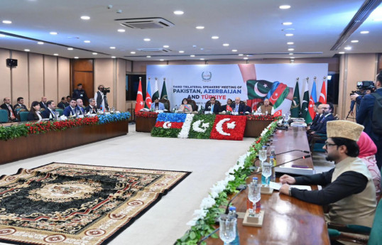 Islamabad abrite la 3e réunion trilatérale des présidents des parlements azerbaïdjanais, pakistanais et turc