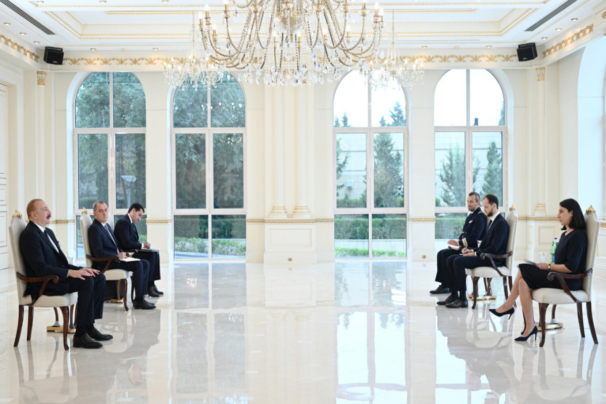 Le président azerbaïdjanais reçoit les lettres de créance de la nouvelle ambassadrice de France à Bakou