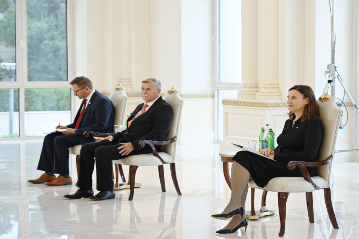 Le président Aliyev reçoit les lettres de créance de la nouvelle cheffe de la délégation de l’UE en Azerbaïdjan