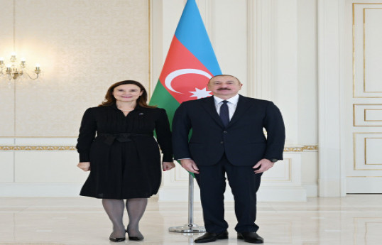 Le président Aliyev reçoit les lettres de créance de la nouvelle cheffe de la délégation de l’UE en Azerbaïdjan