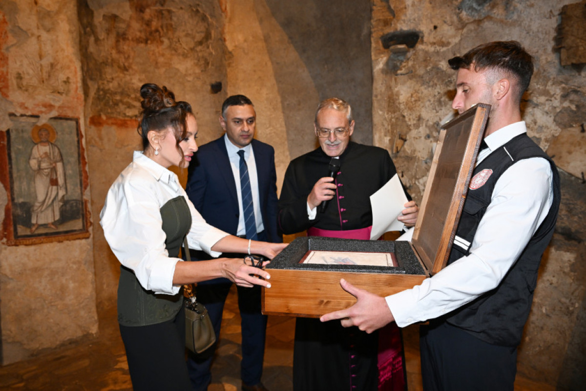 Mehriban Aliyeva participe à la cérémonie d’inauguration du projet de restauration des catacombes de Commodilla