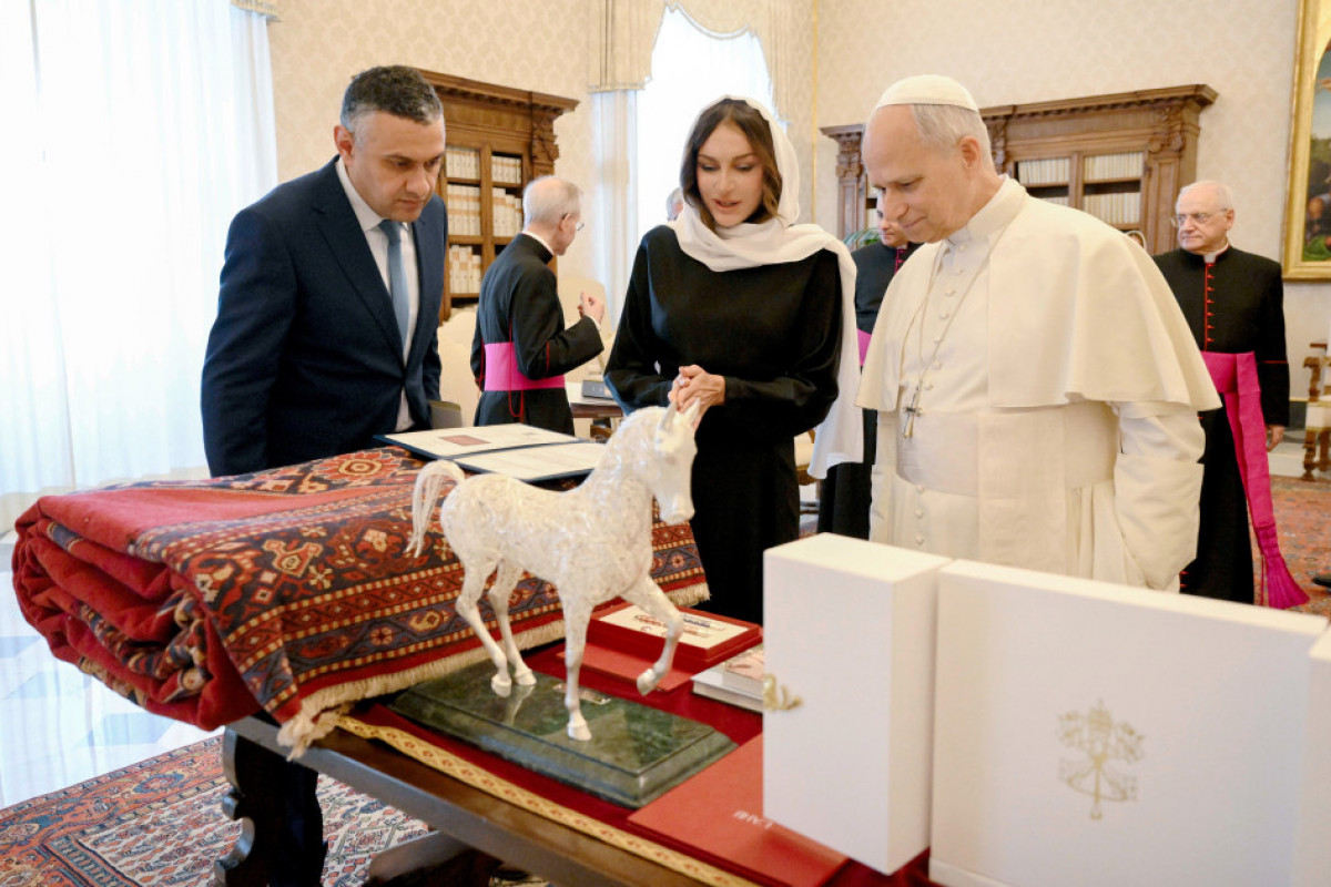 La première vice-présidente Mehriban Aliyeva rencontre le pape Léon XIV