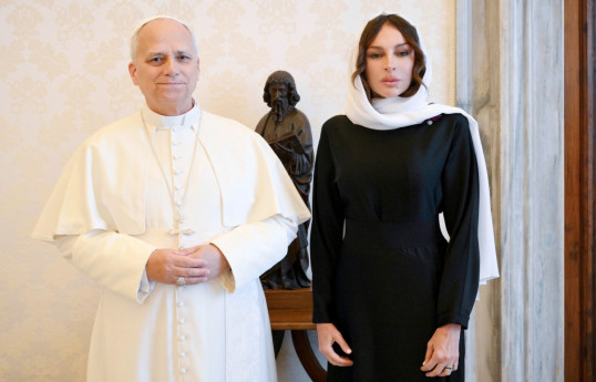 La première vice-présidente Mehriban Aliyeva rencontre le pape Léon XIV