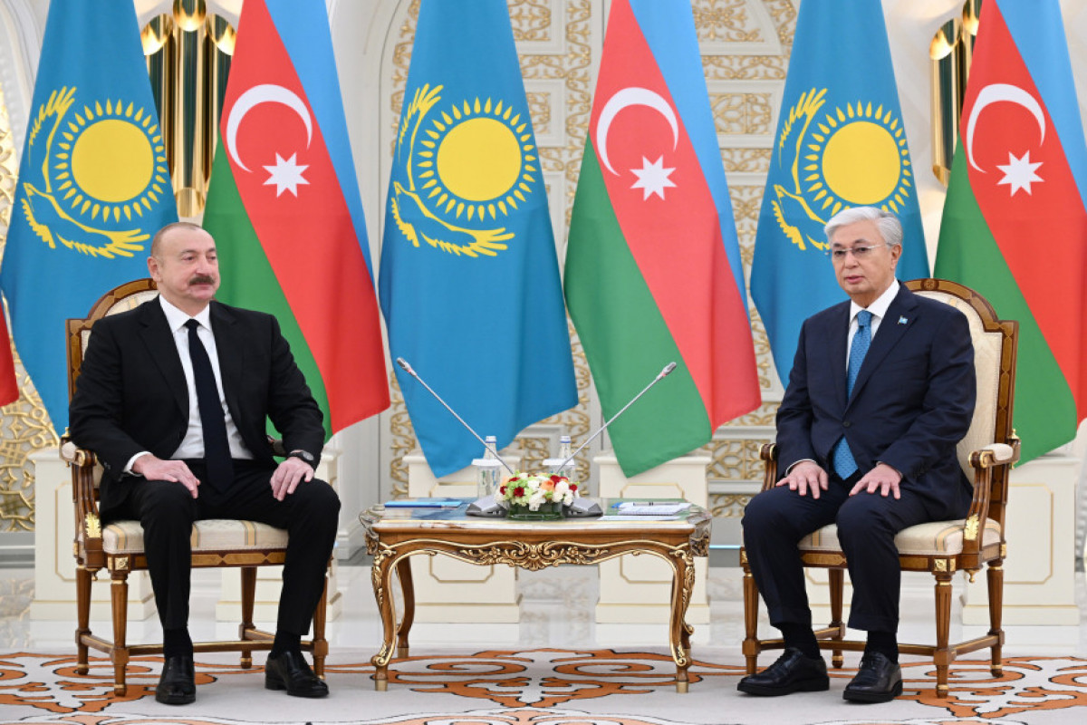 Président Ilham Aliyev et président kazakh Kassym-Jomart Tokaïev