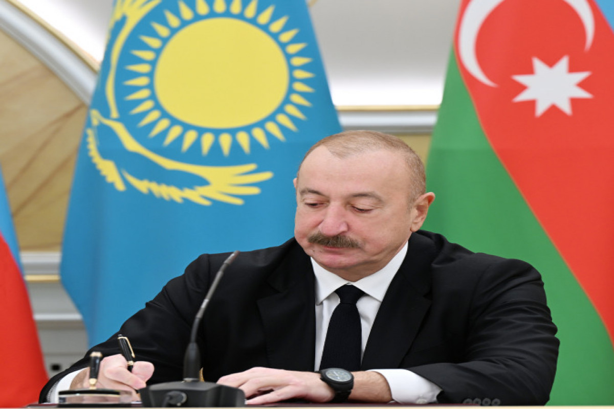 Échange de docuements entre l’Azerbaïdjan et le Kazakhstan