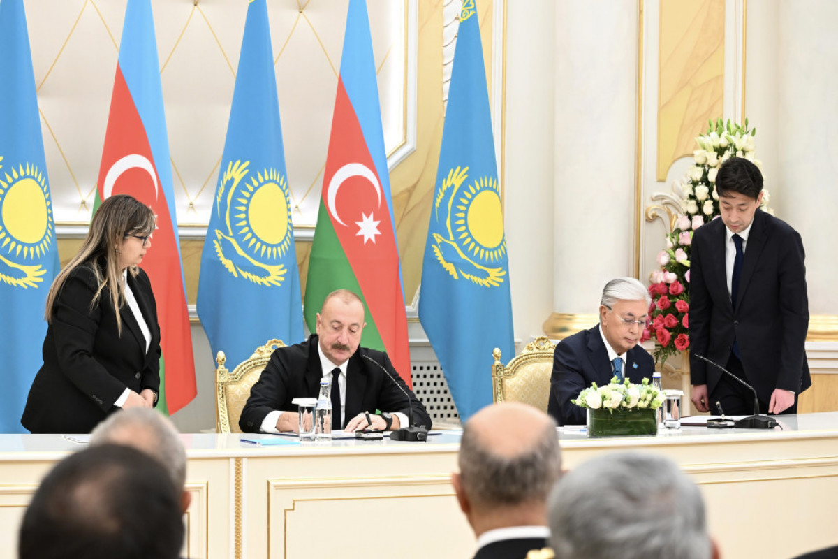Échange de docuements entre l’Azerbaïdjan et le Kazakhstan