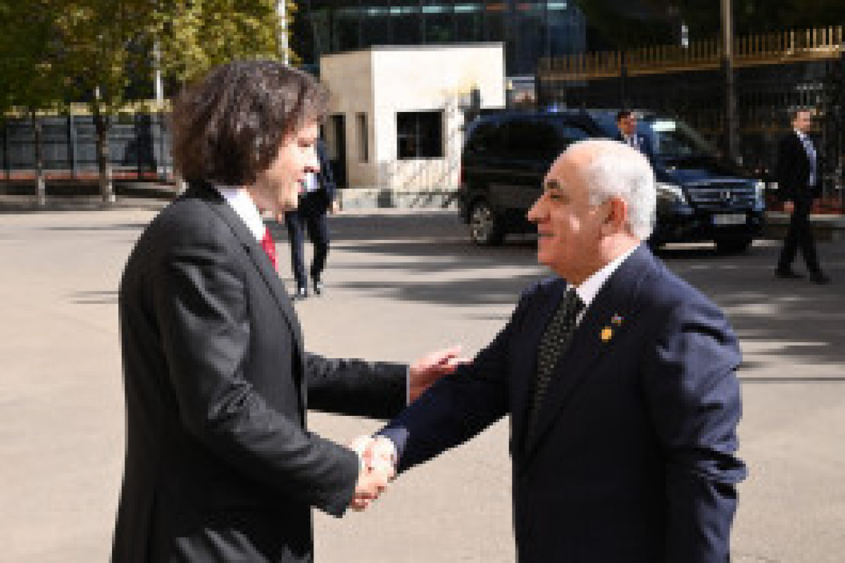 Ali Assadov rencontre Irakli Kobakhidze à Tbilissi