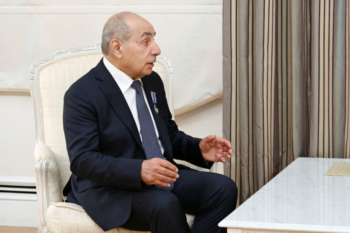 Le président Ilham Aliyev remet l’Ordre « Istiqlal » à Yagoub Eyyoubov