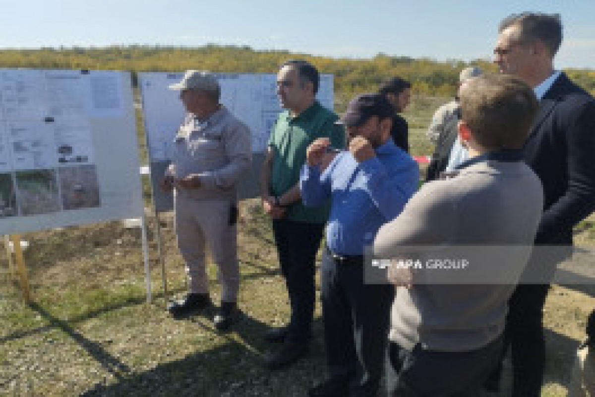 Des voyageurs internationaux observent le processus de déminage à Fuzouli - Photo - Vidéo 