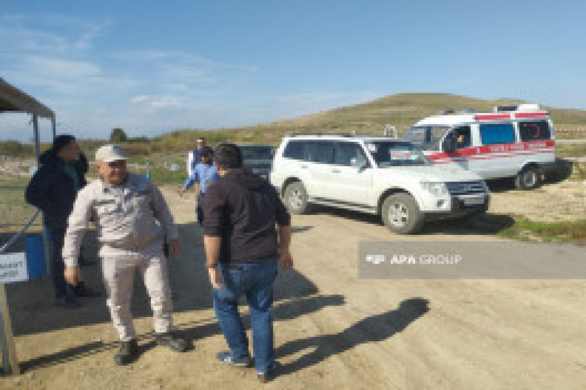 Des voyageurs internationaux observent le processus de déminage à Fuzouli - Photo - Vidéo 