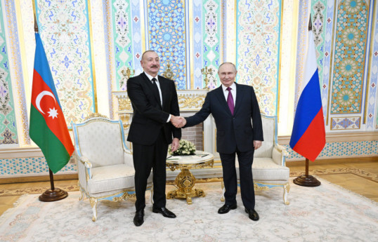 Présidents Ilham Aliyev et Vladimir Poutine