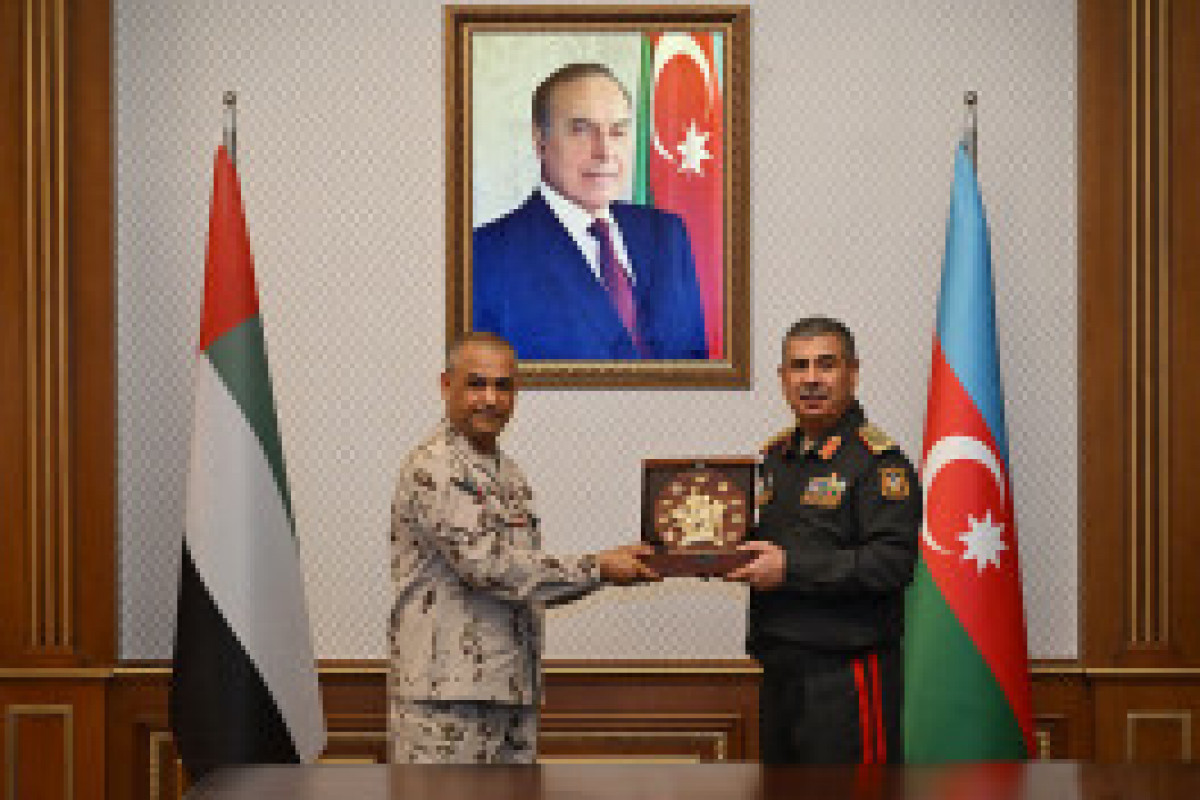 Visite du commandant des forces d'opérations spéciales des Émirats arabes unis en Azerbaïdjan