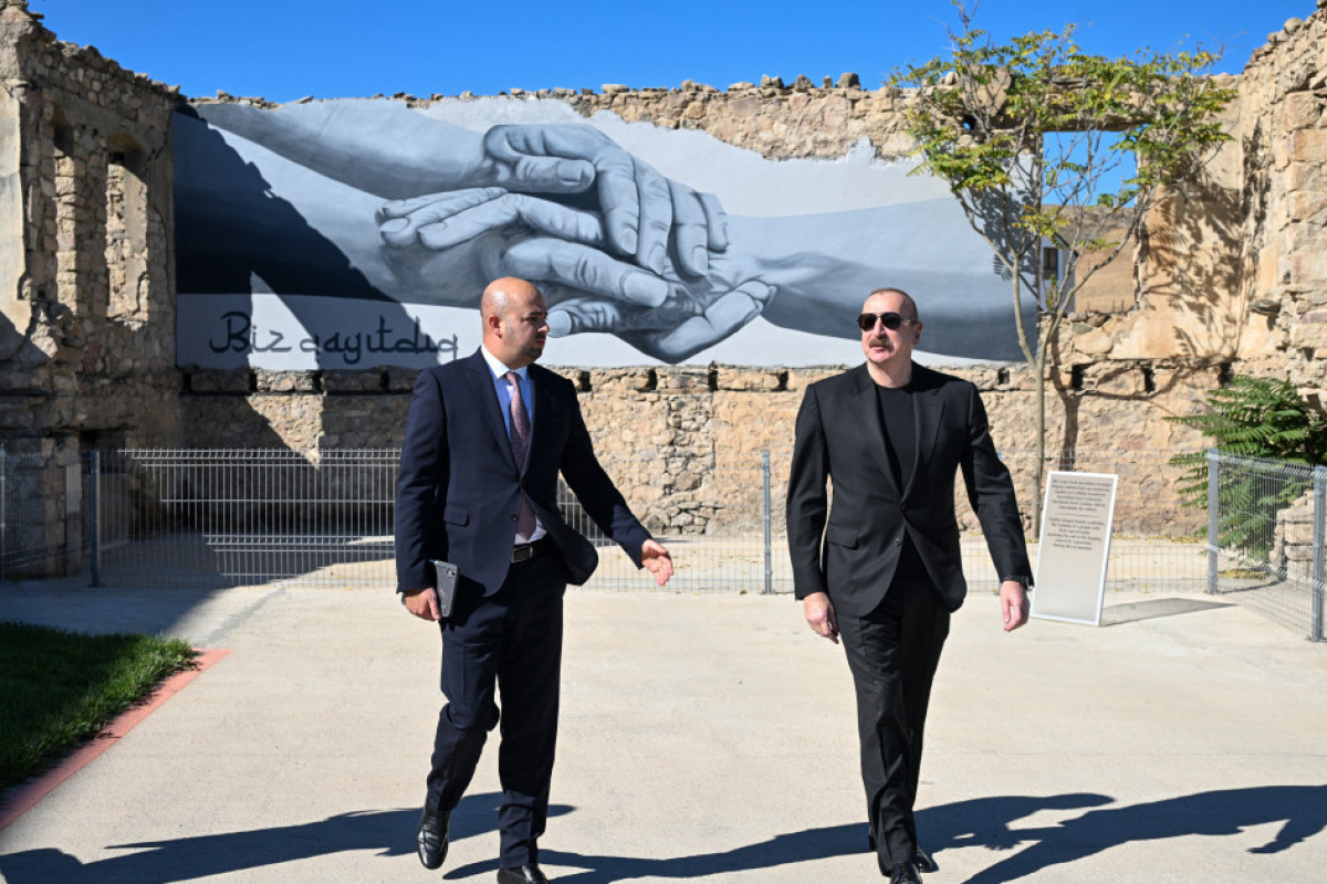 Ilham Aliyev assiste à l'inauguration de la première phase du village d'Horovlou de la région de Djabraïl