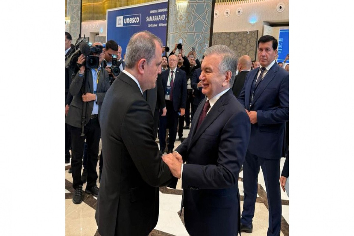 Rencontre entre le ministre azerbaïdjanais des AE et le président ouzbek