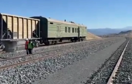 Assistant du président : Les travaux de construction du tronçon azerbaïdjanais du corridor de Zenguézour approchent de leur phase finale – Vidéo 
