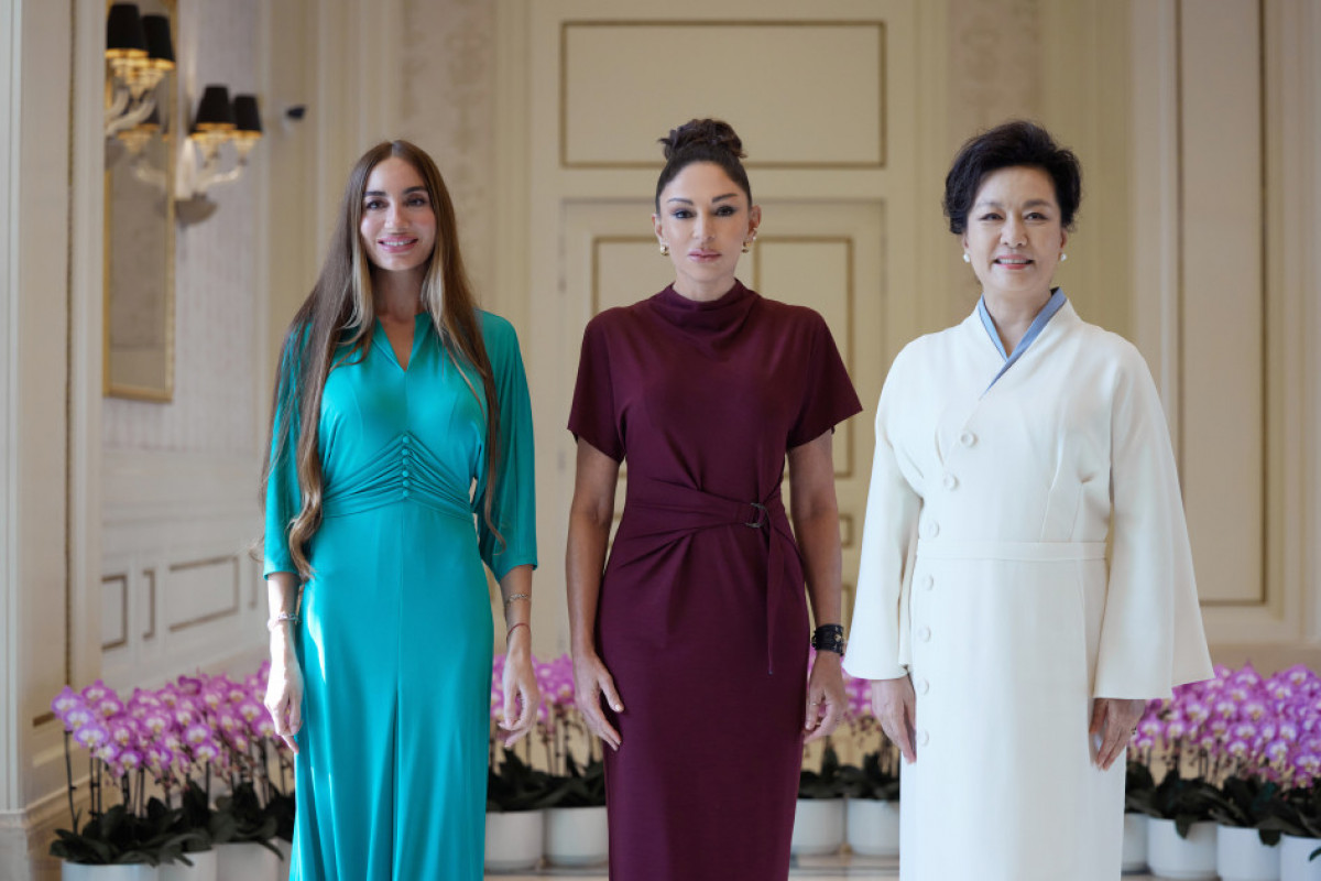 Mehriban Aliyeva prend part à une excursion en bateau avec les épouses des chefs d'État et de gouvernement participant à la réunion au format « OCS plus »