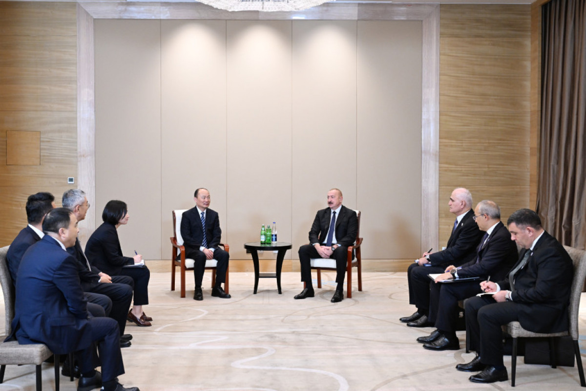 Le président azerbaïdjanais s’entretient avec le président de la China National Chemical Engineering Group Corporation (CNCEC)