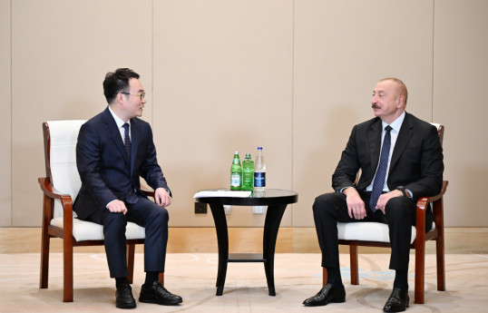 Tianjin : Rencontre du président azerbaïdjanais avec le vice-président exécutif du groupe PowerChina