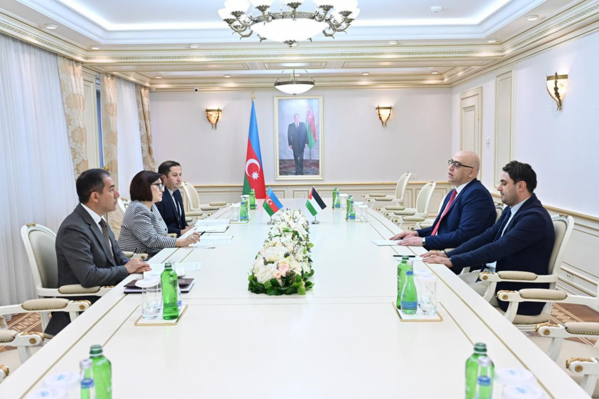 La présidente du Parlement azerbaïdjanais rencontre l