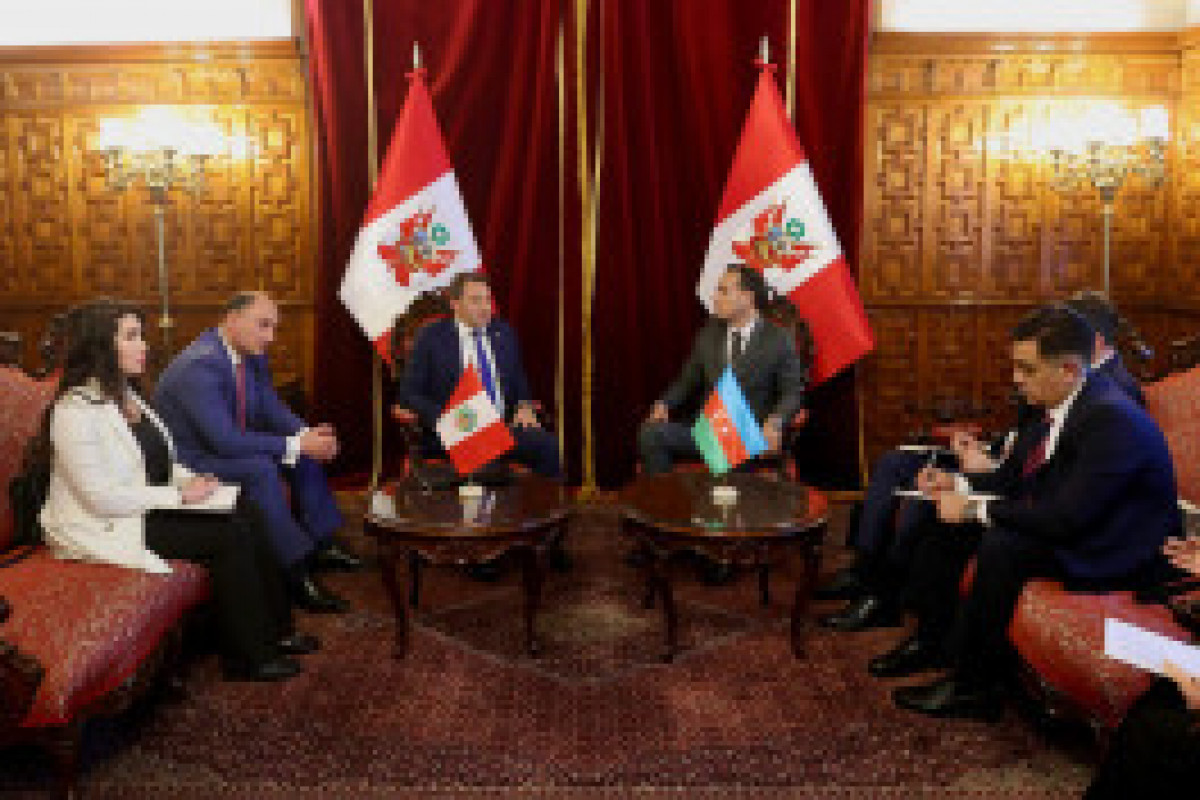Visite du vice-ministre azerbaïdjanais des Affaires étrangères au Pérou