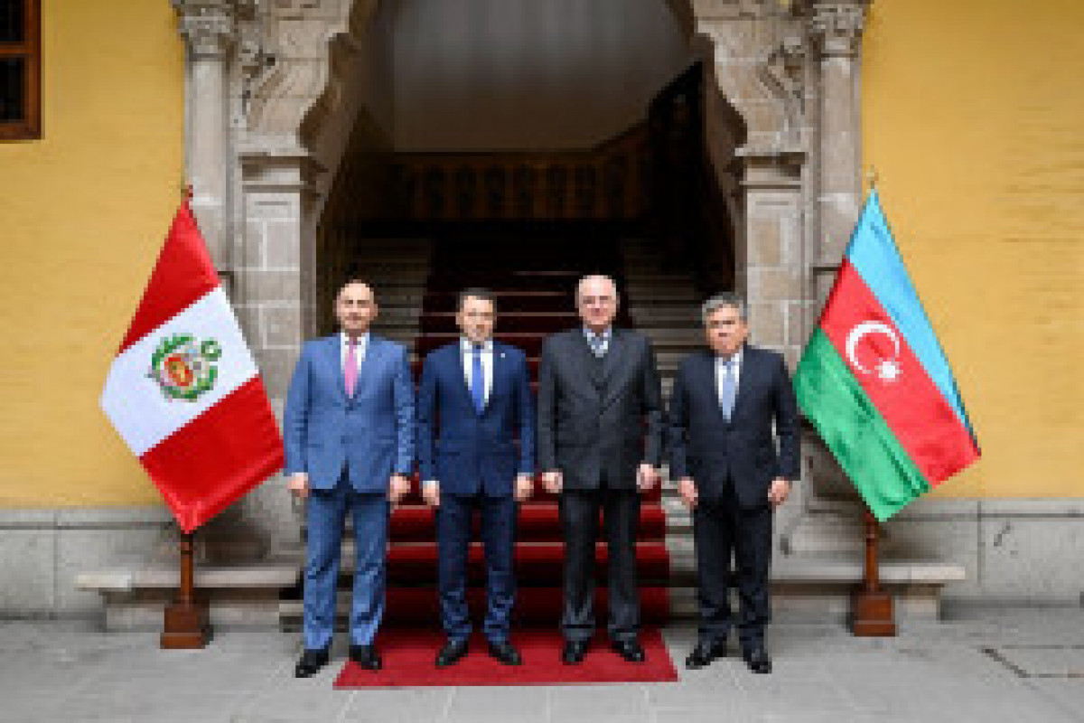Visite du vice-ministre azerbaïdjanais des Affaires étrangères au Pérou
