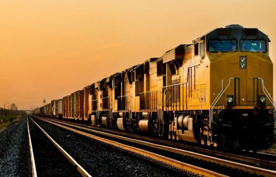 La Chine envoie des trains de marchandises vers l'Europe via l'Azerbaïdjan