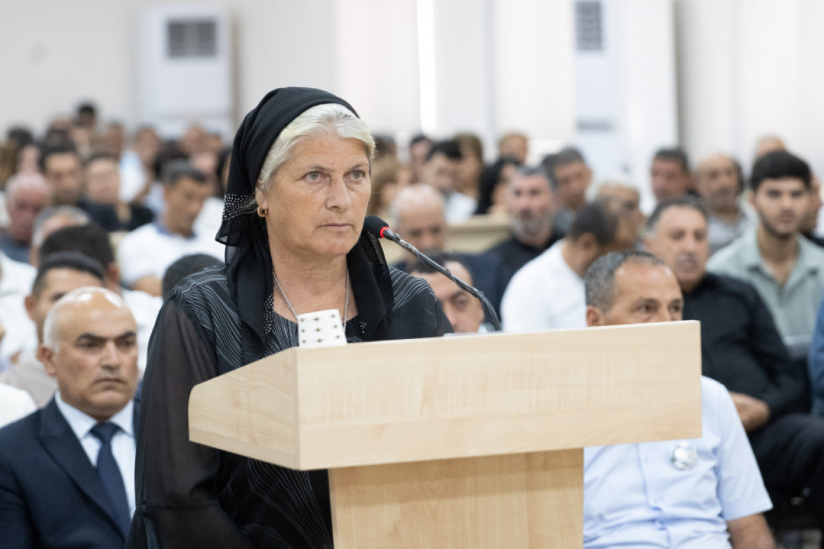 Les témoignages des victimes et des héritiers légaux des personnes tuées entendus lors du procès