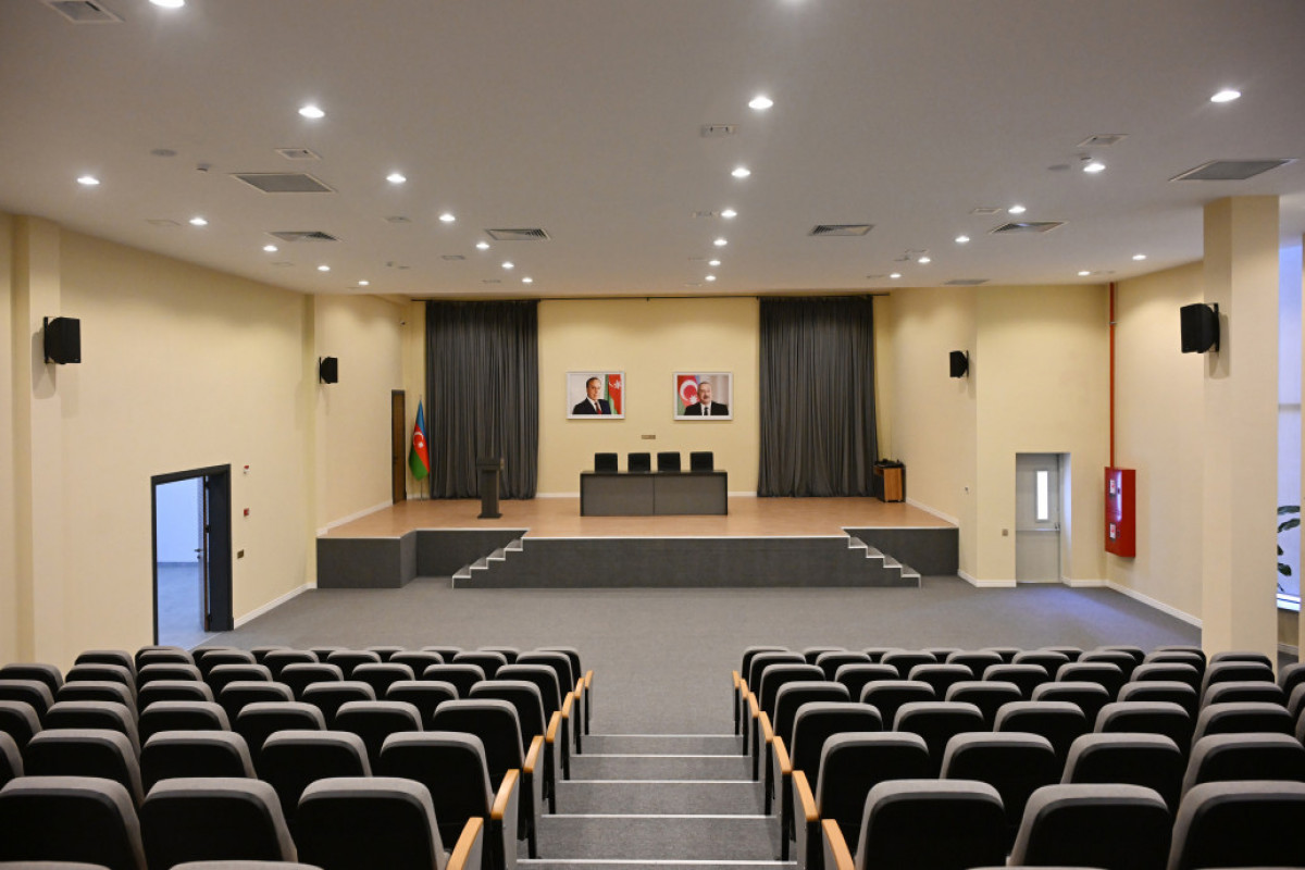 Le président Aliyev participe à l’inauguration de la Maison de la création Samad Vourghoun