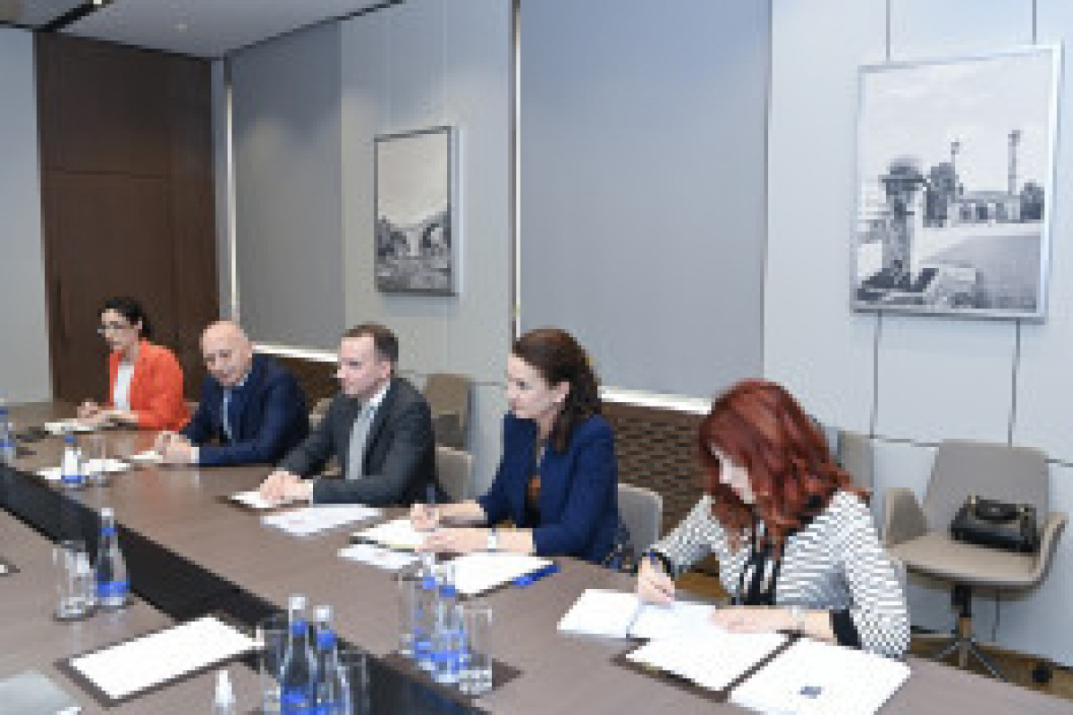 Consultations politiques entre l'Azerbaïdjan et la Serbie