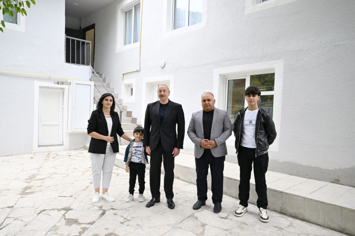 Le président azerbaïdjanais visite le village de Chouchakend de la région de Khodjaly