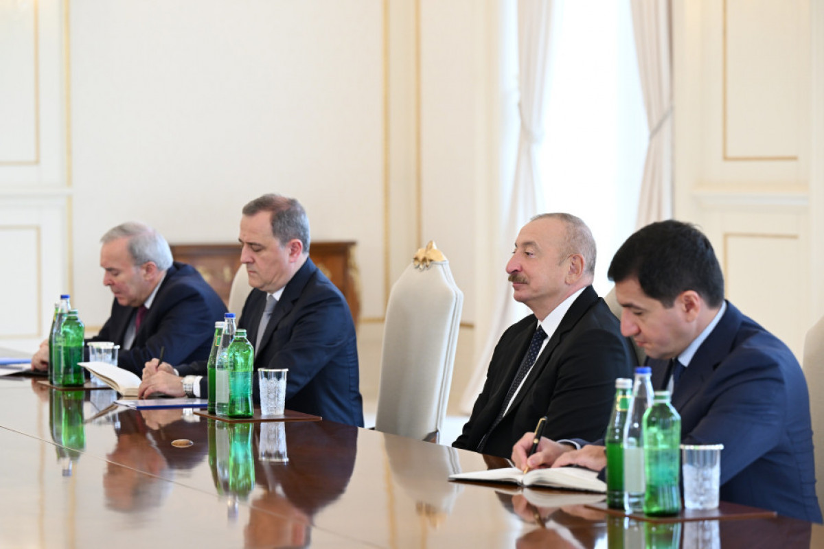 Le président azerbaïdjanais reçoit la commissaire européenne à l’élargissement