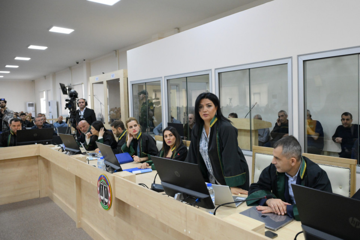 Lecture des documents liés au génocide de Khodjaly, à la tragédie de Garakend et à d'autres crimes lors du procès de citoyens arméniens