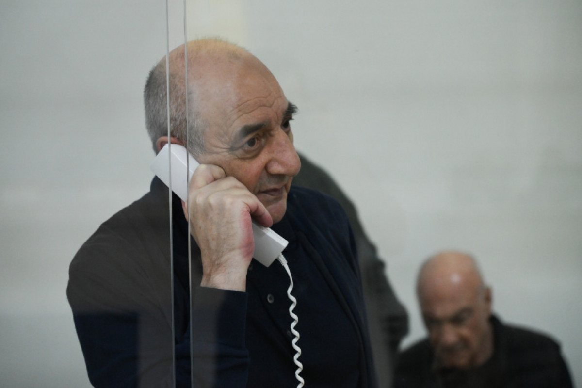 Lecture des documents liés au génocide de Khodjaly, à la tragédie de Garakend et à d'autres crimes lors du procès de citoyens arméniens