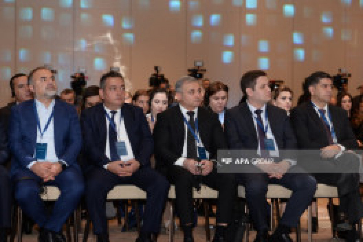 Bakou : 2e Forum des médias Azerbaïdjan-Ouzbékistan