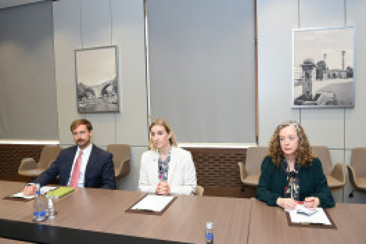 Le chef de la diplomatie azerbaïdjanaise reçoit un conseiller principal du Département d'État américain