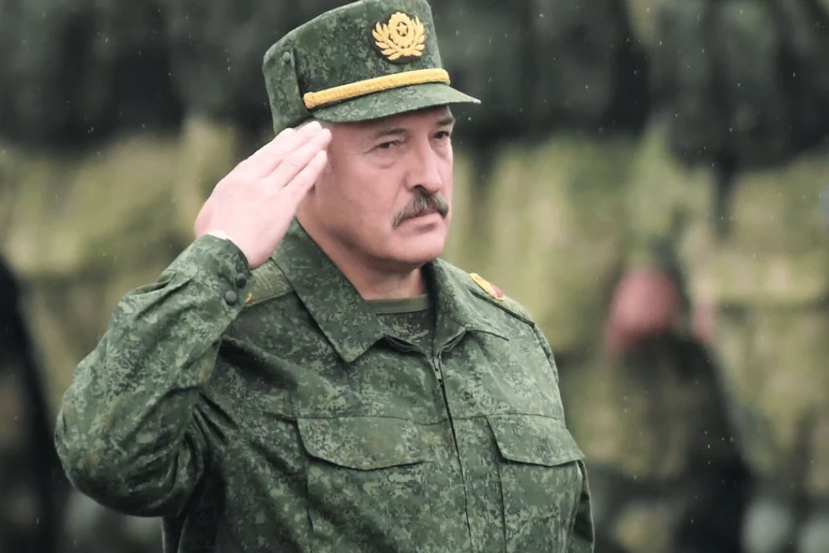 Alexander Lukashenko : La Biélorussie se prépare à la guerre