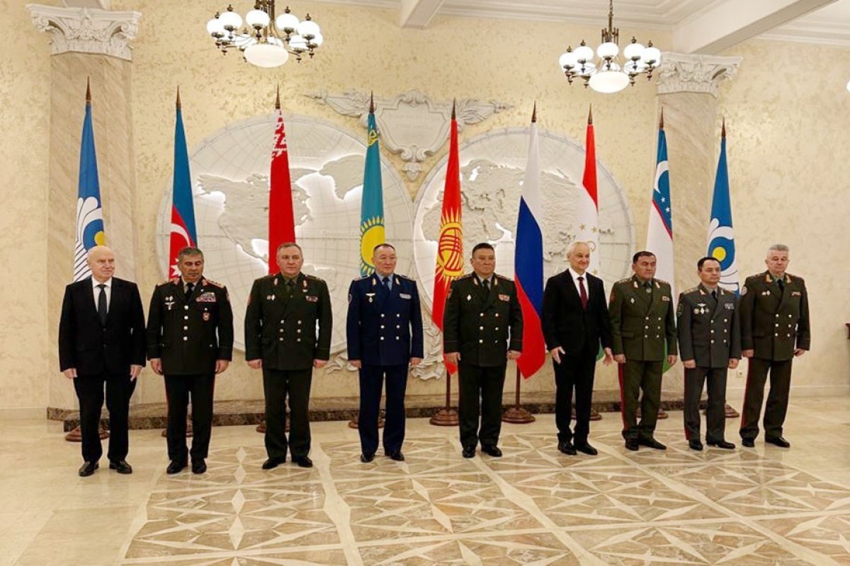 Zakir Hasanov a participé à la prochaine réunion du Conseil des ministres de la Défense de la CEI -PHOTO 