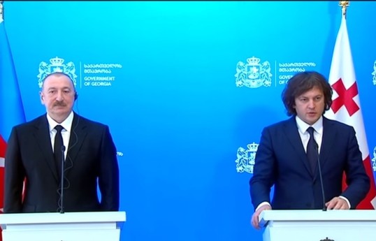 Président Ilham Aliyev et le Premier ministre Irakli Kobakhidze se sont exprimés devant les médias-ACTUALISÉ -VIDÉO 
