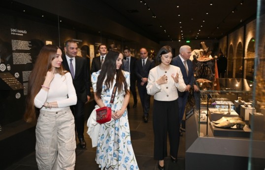 Leyla Aliyeva et Arzu Aliyeva ont participé à l’inauguration de monuments historiques et architecturaux à Chaki après leur restauration-PHOTO 