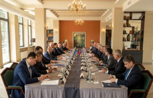 Une réunion de la commission de délimitation Azerbaïdjan–Arménie a eu lieu et un protocole a été signé