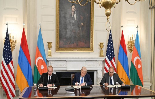Un an s’est écoulé depuis le paraphe de l’accord de paix entre l’Azerbaïdjan et l’Arménie à Washington