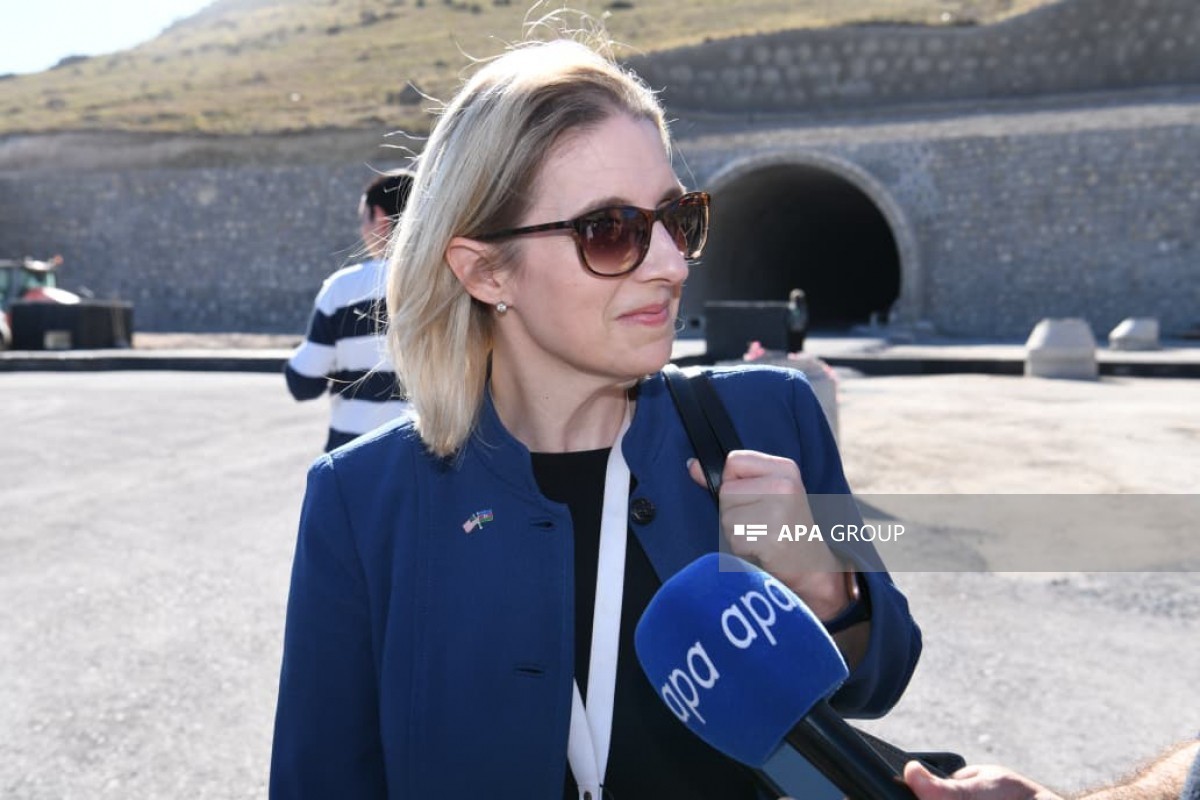 Chargée d’affaires des États-Unis : Au cours de l’année écoulée, les dirigeants de l’Azerbaïdjan et de l’Arménie ont démontré leur attachement à l’esprit du sommet de la Maison-Blanche -VIDÉO 