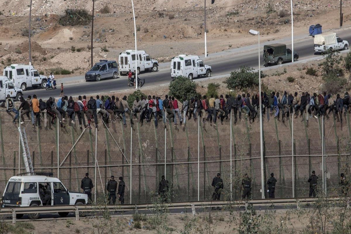 Ministre italien des Affaires étrangères : Ceuta aurait pu devenir une « porte d’entrée » pour les terroristes islamistes