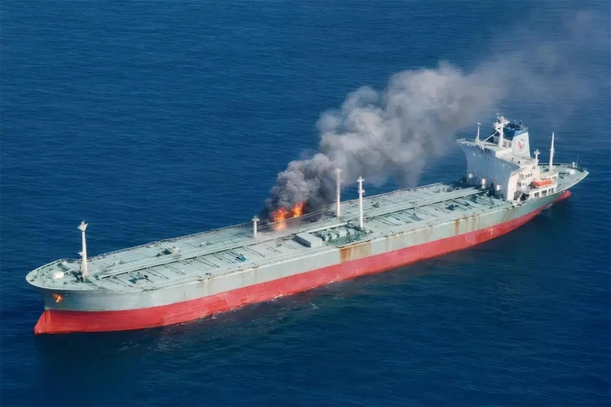 FT : L’Ukraine a cessé de frapper les pétroliers en mer Noire après la demande de Vance