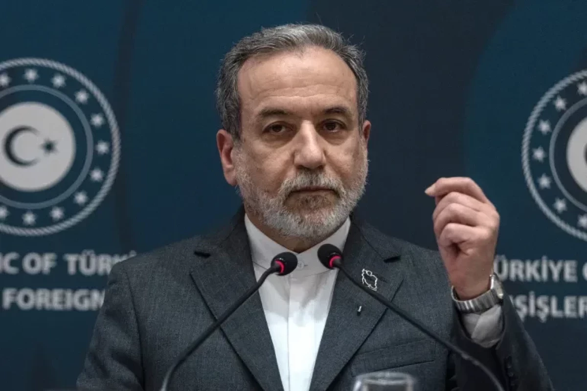 Araghchi : Les États-Unis ont été victimes d’erreurs de calcul en raison des échecs dans le domaine du renseignement