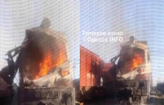 Chemins de fer ukrainiens : L’armée russe a frappé un train de passagers Odessa–Dnipro avec un drone, faisant des morts -PHOTO 